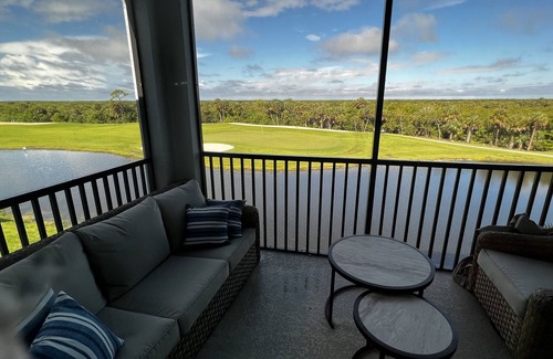 Punta Gorda Condo | Heritage Landing Golf and Country Club. First class amenities, Luxury Living.