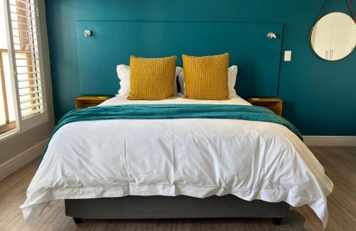 Hermanus City-Centre Apartment | Hermanus Waterfront Apartment no 17