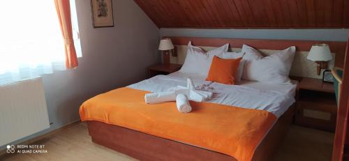 Siofok Aranypart Bed & Breakfast | Hermina Panzió