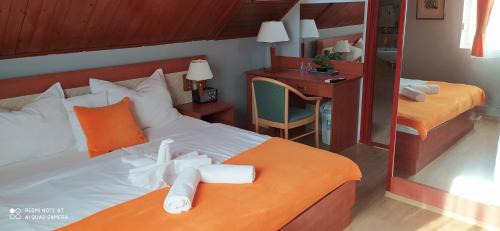 Siofok Aranypart Bed & Breakfast | Hermina Panzió