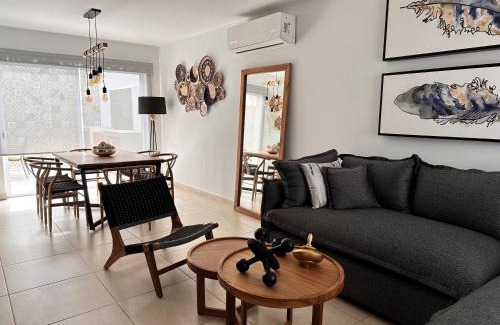Cerritos House | Hermosa casa con alberca privada en Almarena