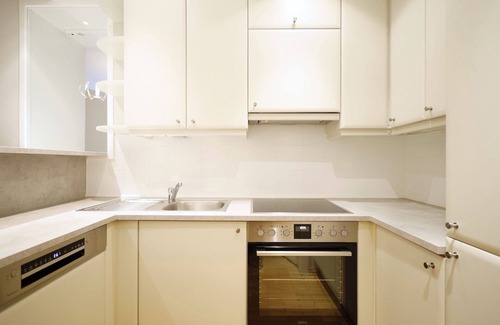 Wieden Apartment | HeyMi Apartments Karlsplatz
