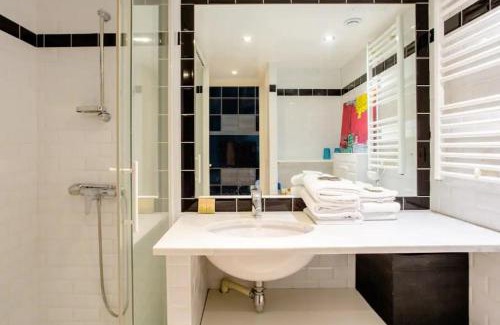 Saint-Thomas-d'Aquin Apartment | Hidden beauty - Calm & Verdant - Orsay Museum