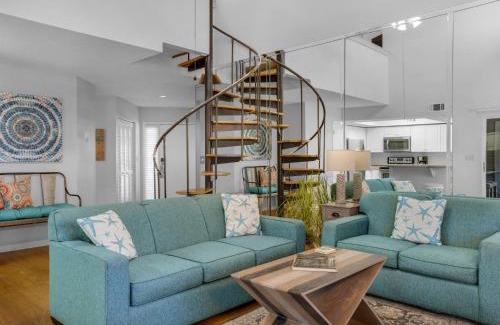 Miramar Beach Apartment | Hidden Dunes Cottage 157 by Newman-Dailey