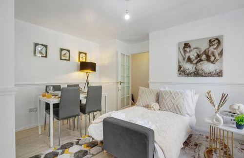 Tottenham Apartment | Hidden gem,10 Mins to Central London & Hotspur stadium with Parking Great for contractors, students, tourists, relocators
