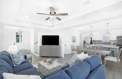 Orange Beach House | Hidden Gem! 3br/2.5ba Home/pool/near Beach/slps 10