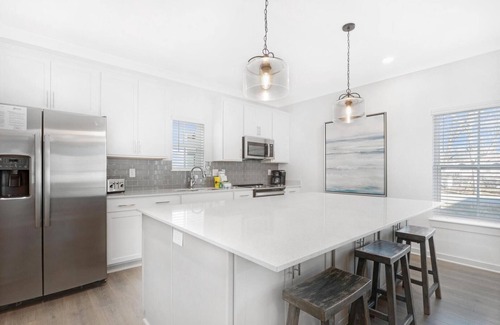 Orange Beach House | Hidden Gem! 3br/2.5ba Home/pool/near Beach/slps 10