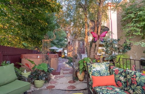 Rockford House | Hidden Gem SLEEPS 10+! nChildren & Pets welcomed!