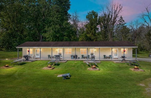 Durhamville House | Hidden Harbor Marina Unit 3 - Oneida Lake's Premier Fishing Paradise!