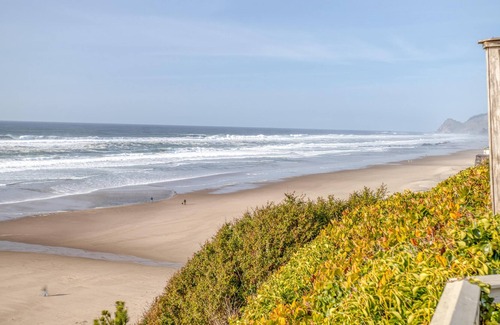 Lincoln City House | Hidden Inlet