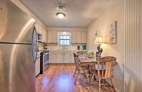 Broken Bow Cottage | 'Hidden Oaks' Broken Bow Vacation Rental, Pets OK!