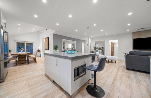 Encino House | Hidden Paradise 3 Bedroom Villa in the heart of the valley