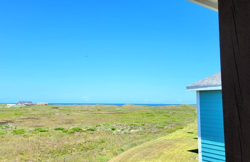 Bella Vista House | Hidden Pearl-4 BR/3 Bath House, Great Views, Shared Pool/Hot Tub, Small Dogs OK