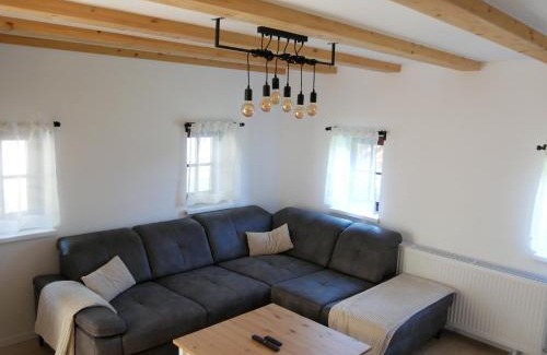 Vojnik House | Hidden View House