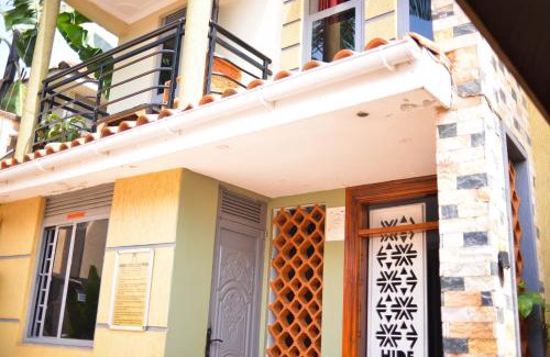 Kampala Hotel | Hide Out Motel