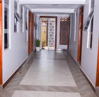 Kampala Hotel | Hide Out Motel