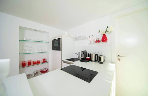 Pomona Apartment | Hideaway - Apartment with garden by Favorite Stays
