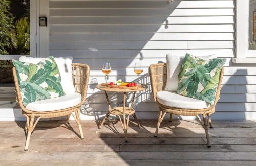 Oneroa House | Hideaway Cottage
