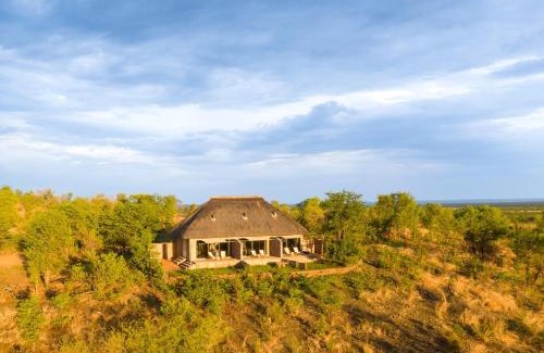 Hwange National Park Cabin | Hideaways Nantwich Lodge, Hwange