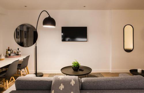 Bath City Centre Apartment | Hiding Space Westgate Apartments