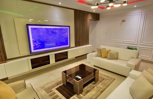 Ikeja Apartment | High brow Apt in Ikeja GRA Lagos