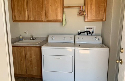 Dyer House | High Desert Hideaway