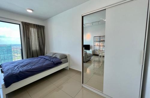 Shah Alam Apartment | High Floor Suite at Trefoil Setia Alam