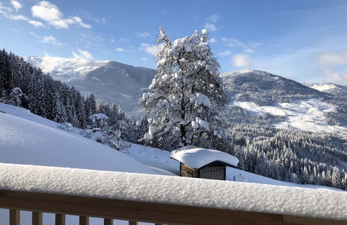Westendorf Apartment | High quality apartment with private sauna and stunning views on the ski slope.
