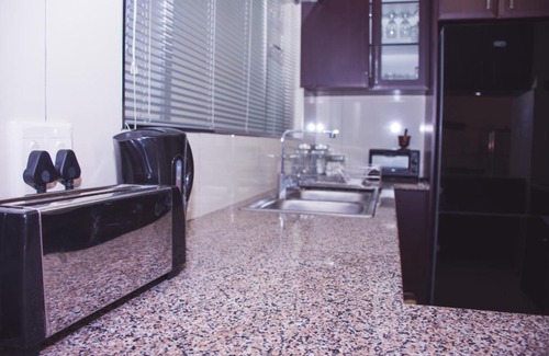 Kingsborough Apartment | High Tide