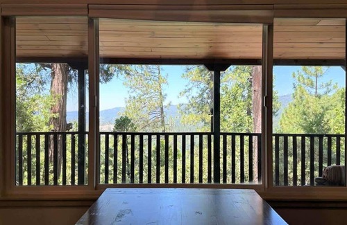 Sonora House | High View Cabin- Twain Harte