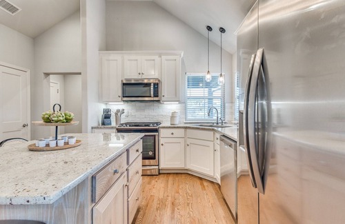 Broken Arrow House | Highland Creek Retreat