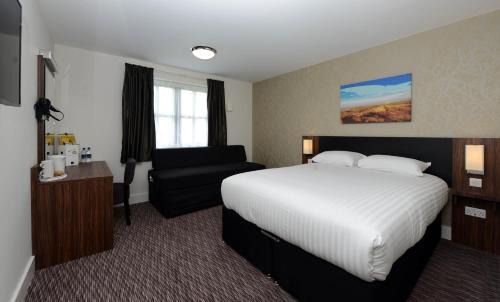 Auchengray Hotel | Highland Gate, Stirling by Marston's Inns