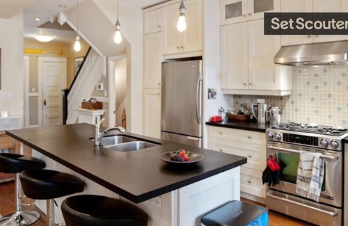 Roncesvalles Village House | HighParkHomes .ca Style-Comfort-Value Short or Long Stays