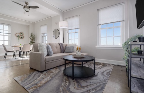 Civil Rights Historic District Apartment | Highrise DT Views l Gym+Theatre+Parking!