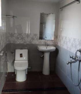 Hireguthi Apartment | Highway Homestay