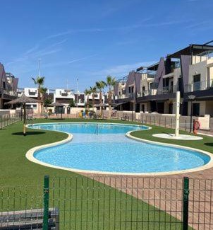 Pilar de la Horadada Apartment | Higuericas Costa 222 Härlig takterrass med havsutsikt - Pool och 250m till stranden