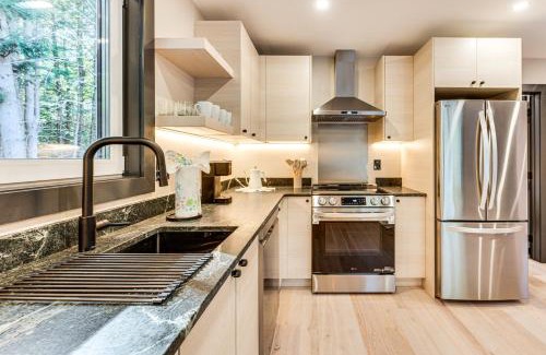 Danbury House | Hike, Ski and Explore Serene Danbury Cabin with Sauna