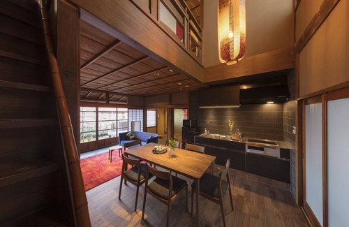 Kanazawa House | Hikoso-machi Kin no Ma