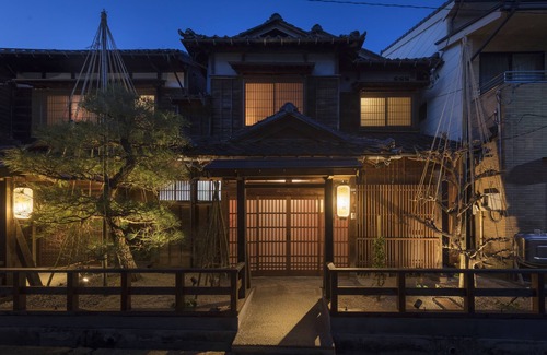 Kanazawa House | Hikoso-machi Kin no Ma
