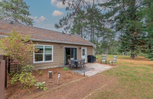 Minocqua House | Hill Hideaway Cottage Unit 2