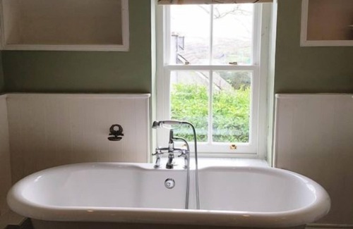 Clifden House | Hill House Clifden