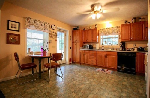 Whites Creek House | Hillbilly haven Summa