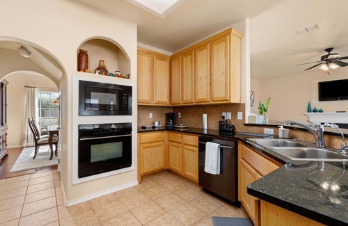 Far North Central House | Hilltop 5BR Retreat, Game Lounge Chef’s Kitchen