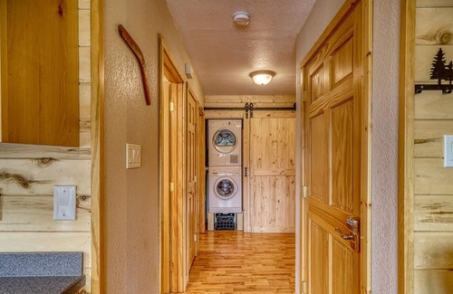 Pagosa Springs Cabin | Hilltop Cabin tucked in Rural Pagosa, Views!