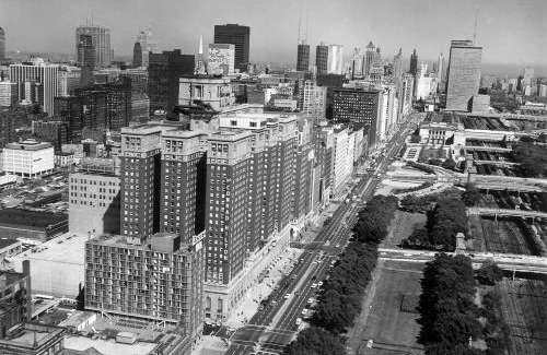 The Loop Hotel | Hilton Chicago