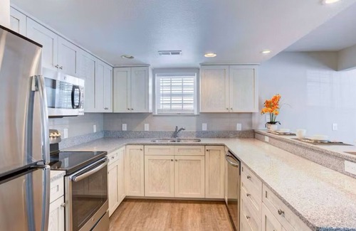 Sea Scape Apartment | Hilton Vacation Club Beachwoods Kitty Hawk - 3 BR 1kg 1qn 2twn Suite - Open Loft