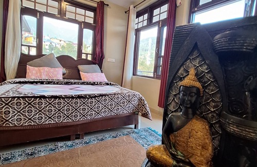 Naddi Bed & Breakfast | Himalayan Serenity