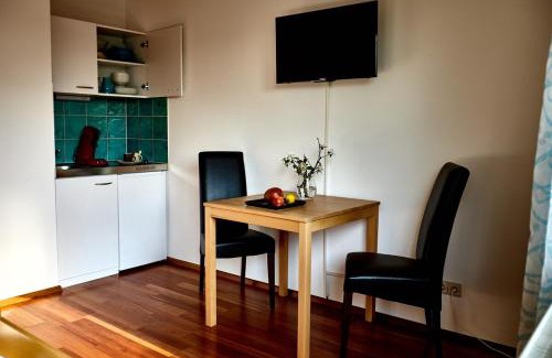 Hergensweiler Apartment | Himmelferien Studio and wonderful garden