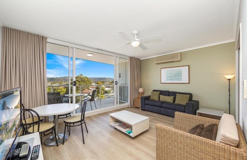 Ettalong Beach House | Hinterland Luxury - 1 Bedroom Hinterland View Apt