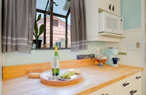 Gulfport House | Hip Nautic Gulfport Retreat min to St Pete/Beaches